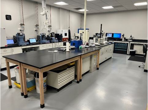 材料测试与加工实验室